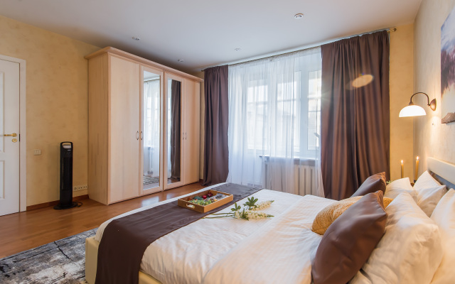 GM s Vidom na Zoopark i Moscow city Apartments