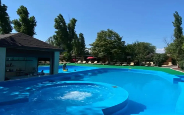 Hotel Gostinitsa Loran