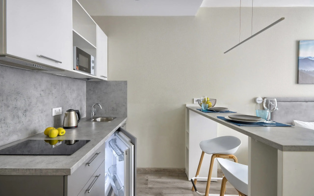 Myhome Yourhome Na Vitebskom 99k1 Apartments