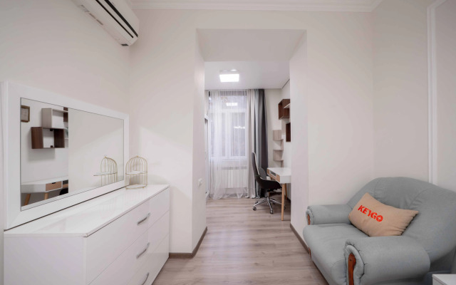 Апартаменты KeyGo 0206 рядом с парком Еритасардутян