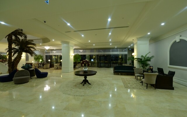İsfanbul Holiday Home & Suites Hotel