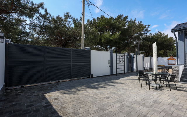 Almaz Guest house