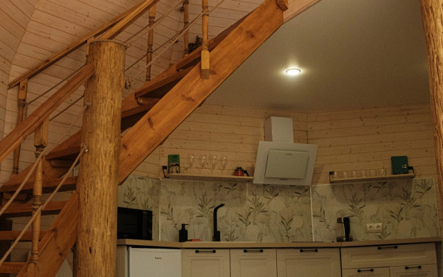 Частный дом со всеми удобствами у Пидана