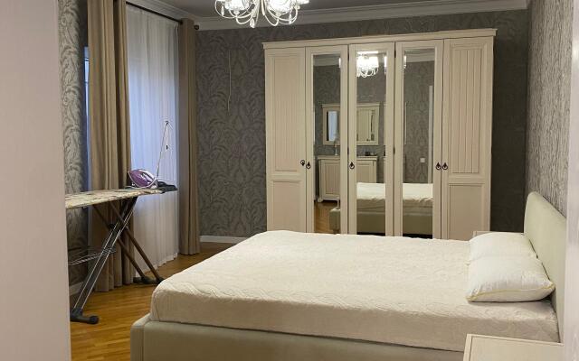 Tur House Apartments