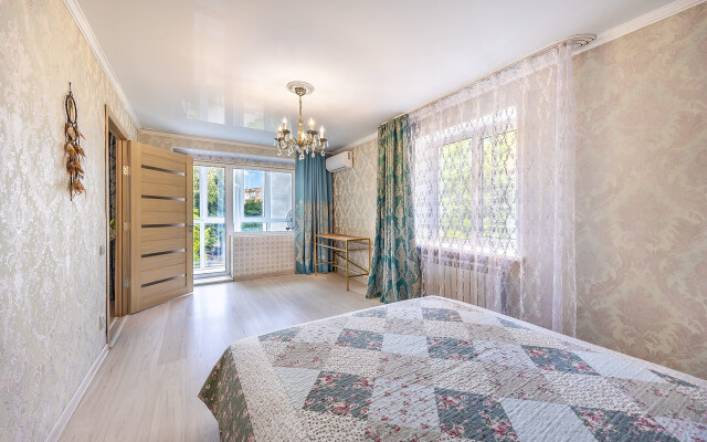 Апартаменты на Иванникова