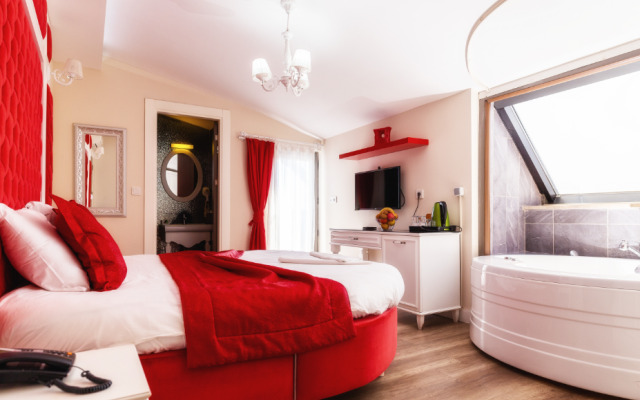 Mic Royal Hotel