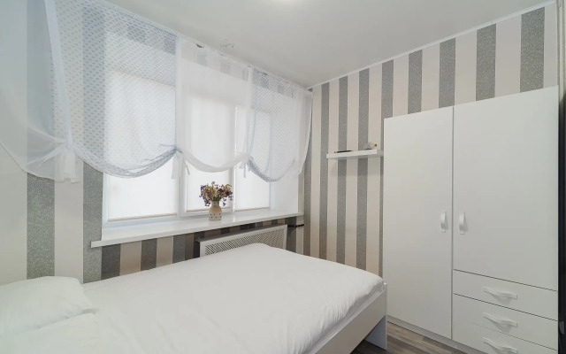 Na Prospecte Nezavisimosti 52 Flat 3-room