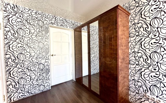 Апартаменты Сурикова 36-18