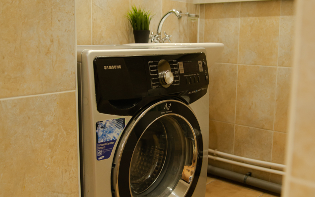 Апартаменты GoldFish на Ленинском проспекте 17