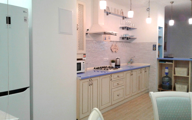Studio Gold Anchor Apartments