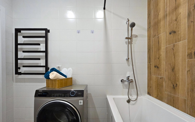 Dobryij dom ryadom s RZhD-meditsina Apartments
