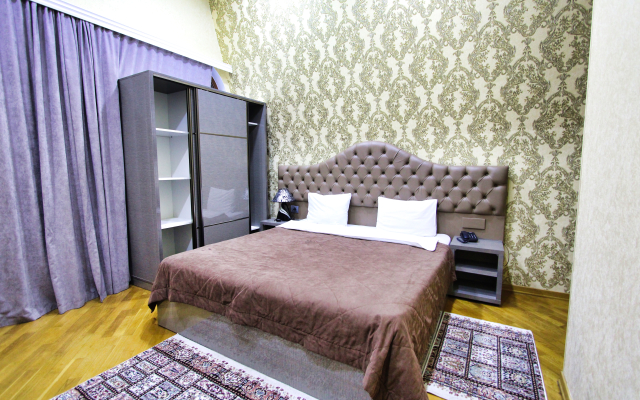 Pilot Baku Hotel