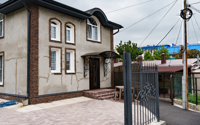 V Istoricheskom Tsentre Goroda Private House