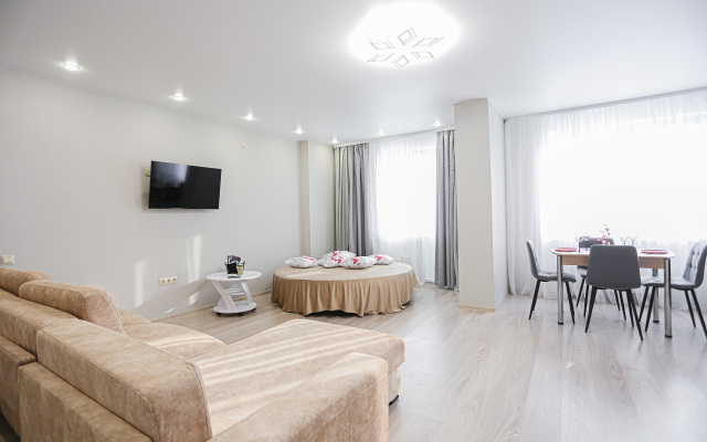 Апартаменты SunSet 2-Оранжерейная 2к1 кв 229