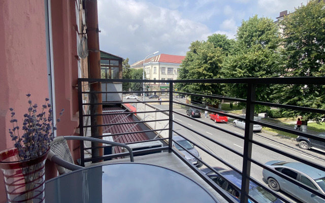 V Istoricheskom Tsentre Goroda Flat