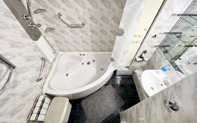 U Metro Moskovskie Vorota Apartments