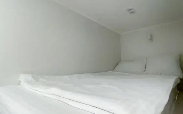 U metro Apartments