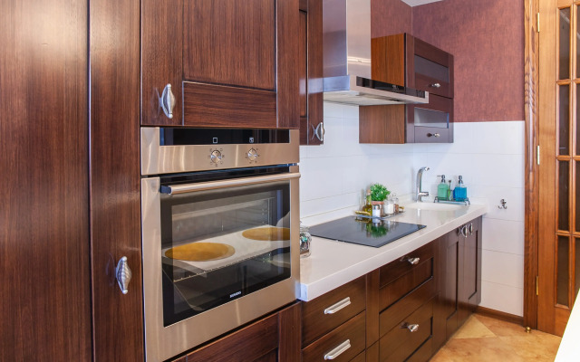 V Tsentre Goroda vozle Mziuri Parka Apartments