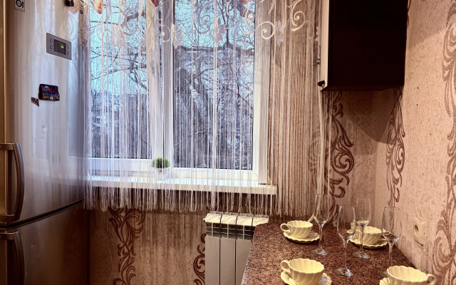 Квартира для командировочных рядом с заводами Лукойл, Каустик, кинотеатром Юбилейный