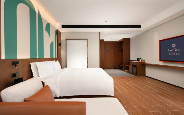 One Gem Hotel