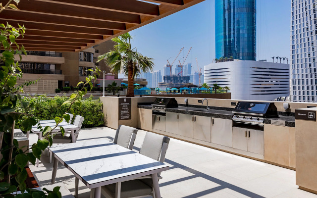 Zakhvatyvayuschie 1Br Apartamenty Liv Marina in Jbr, Apartments