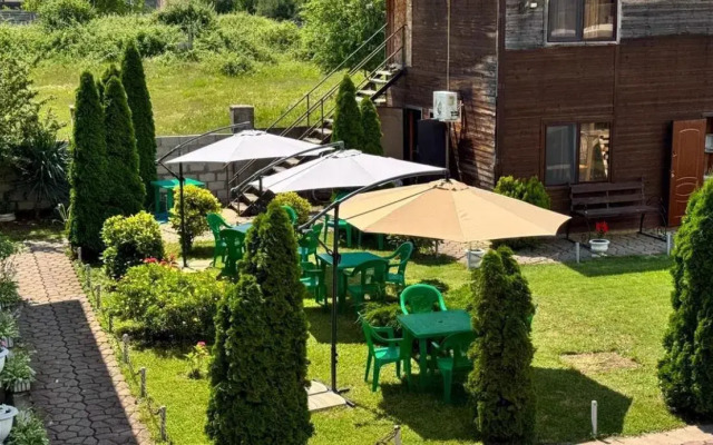 Курортный отель Карат