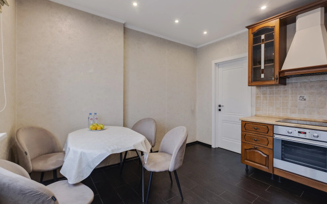 Dobrye Sutki Na Sverdlova Flat