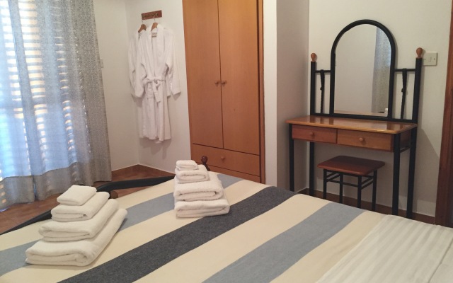 Rotiana 3 Beach Eco-Villa