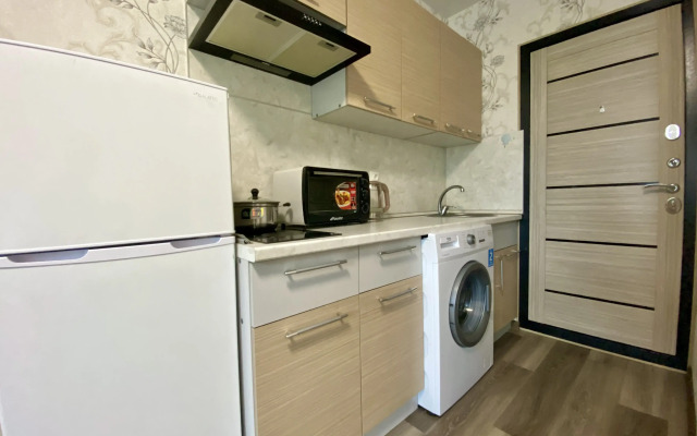 Студия на Авраменко 15