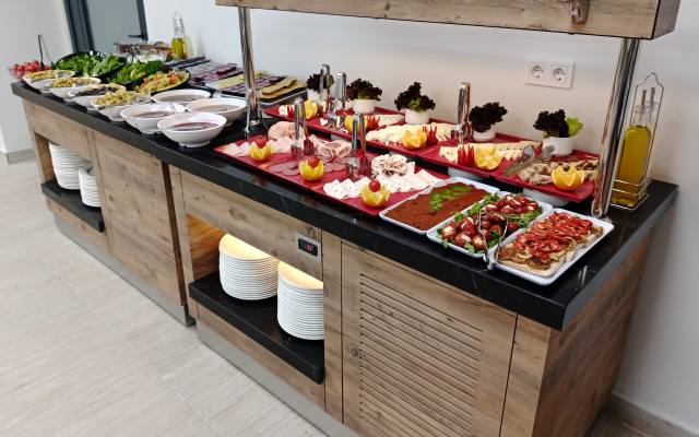 C Suites Antalia Airport Hotel