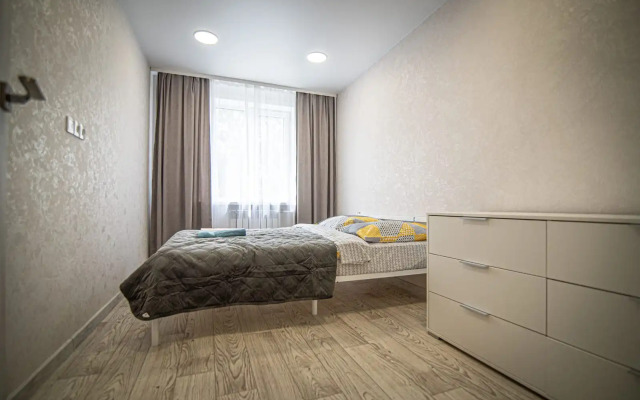 Trehkomnatnaya V Tsentre Yuzhno-Sakhalinska Flat