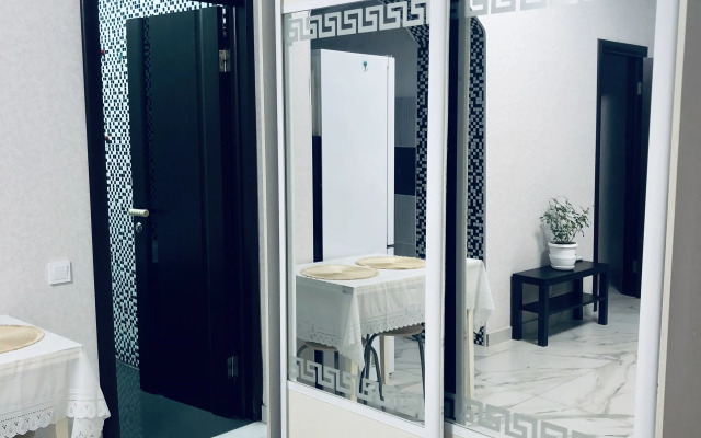 V Tsentre Saratova Flat