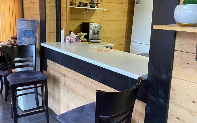 Отель Лукино