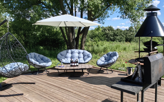 Частный дом с зоной Барбекю