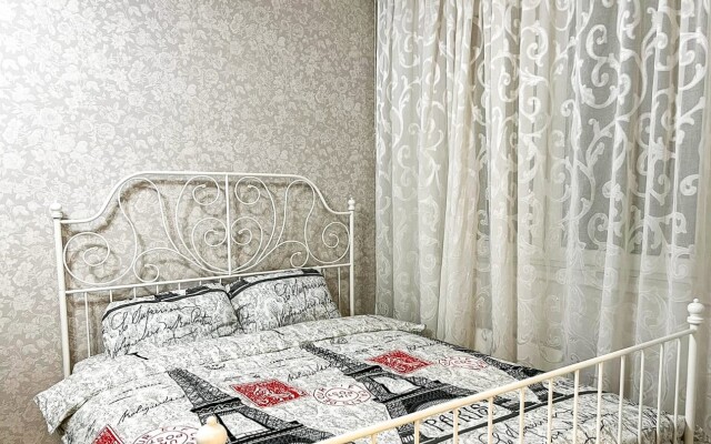 Kvartira Alexhome Rp Sverdlovskiy Stroiteley 9 Apartments