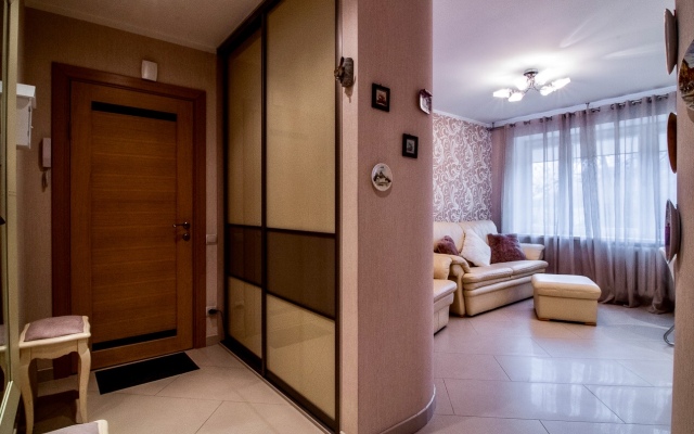 Квартира Улучшенные Апартаменты в Центре