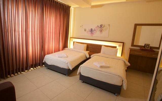 Lujain Hotel Suites