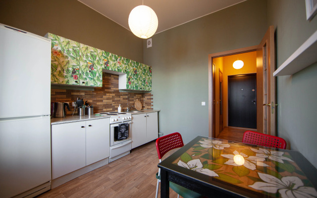 Dvukhkomnatnaya V Novom Petergofe Flat