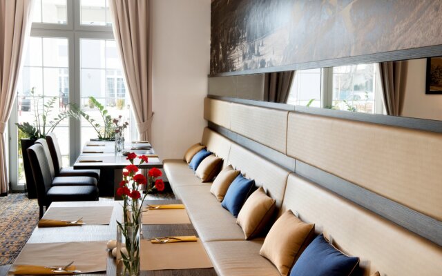 Отель Arche Częstochowa