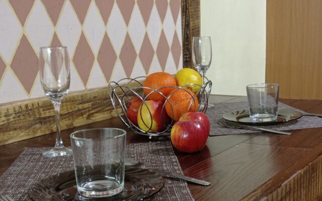 Квартира Live-In-Comfort на Творчества 1к1