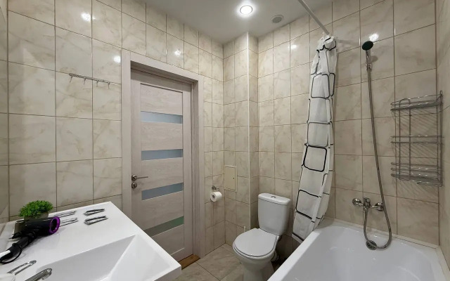 Квартира рядом с метро Золотая Нива