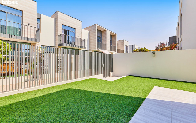 Частный дом Bnbme Sun Villa 4 BDR