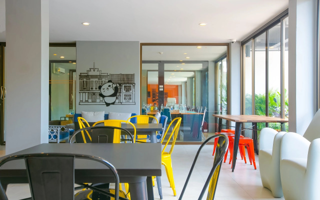 Recenta Style Phuket Town