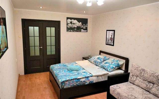 Na Lesotekhnikuma 26/2 Vblizi ot TRC Planeta Flat