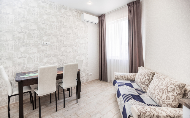 Yevrodvushka Na Beregu Morya S Basseynom Apartments