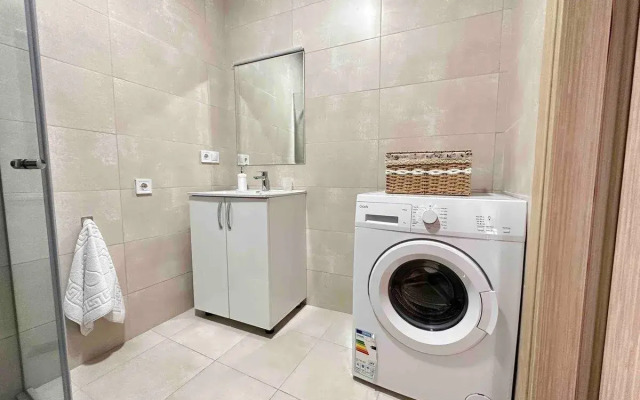 White Sails F 907 Apartments