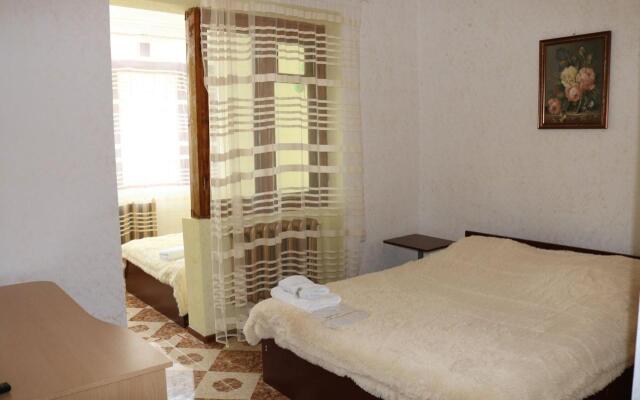 Hotel 333