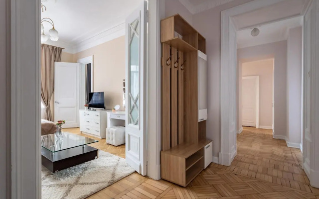 Апартаменты Люкс с Двумя Спальнями и Видом на Кремль