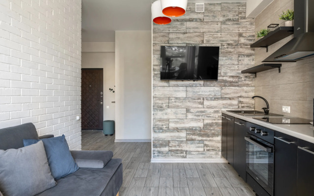 Uyutnaya vozle gornoj reki. Kvatro 28 Flat