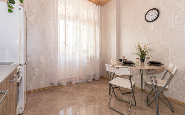 Uyutnaya kvartira s novym remontom Apartments
